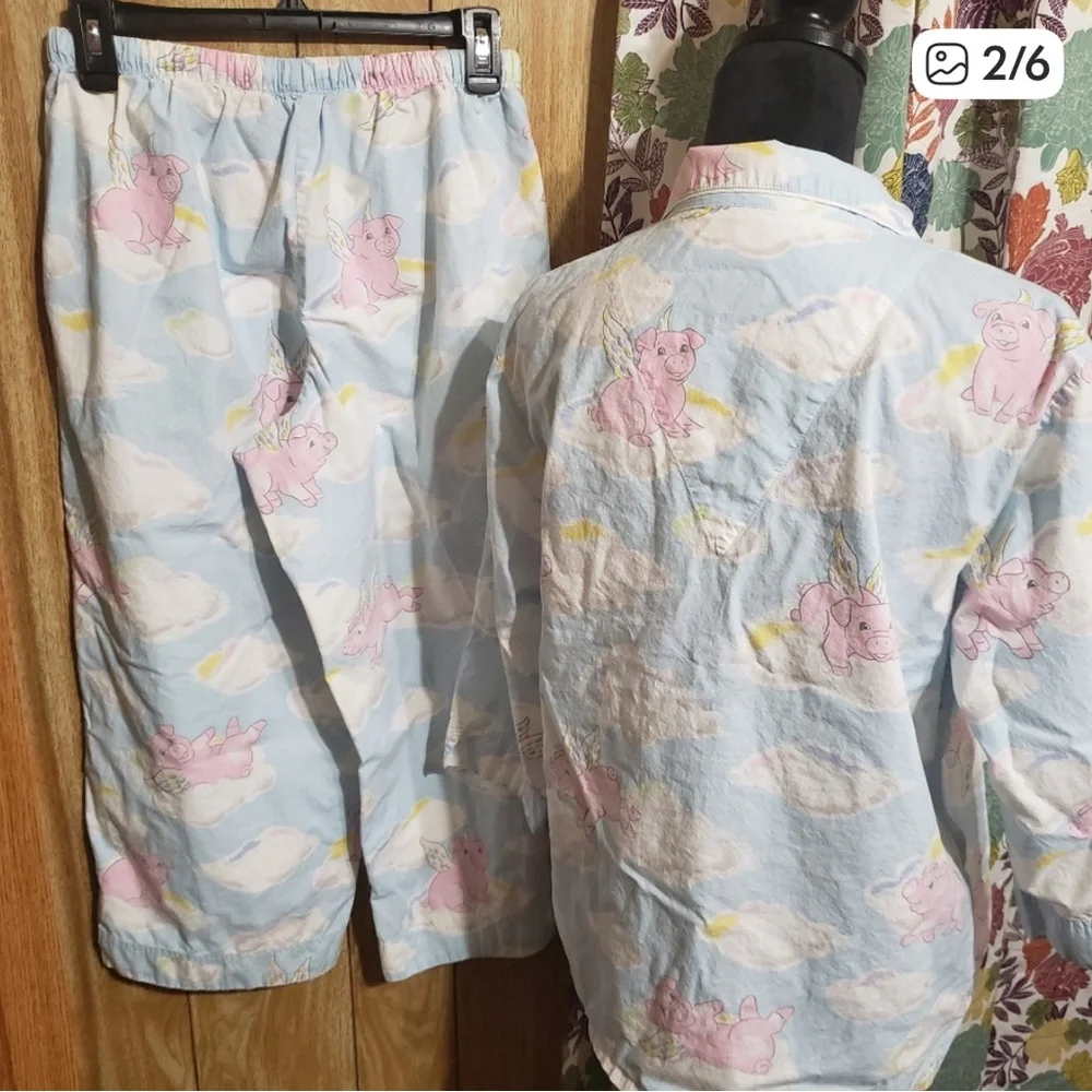 Nick & Nora Kids Pajama Set - Light Blue with Pink Flying Pigs - Picture 2 of 10